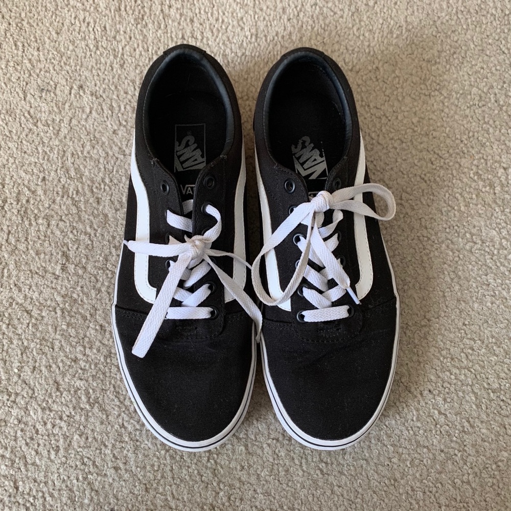 Women’s Vans Classic Sneakers